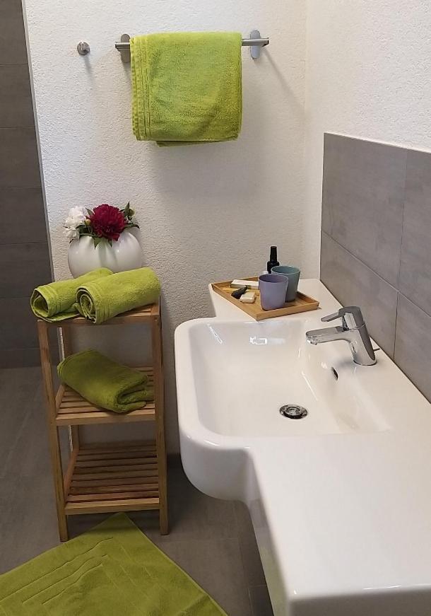 Doms Gaestehaus Фрауенкирхен Екстериор снимка